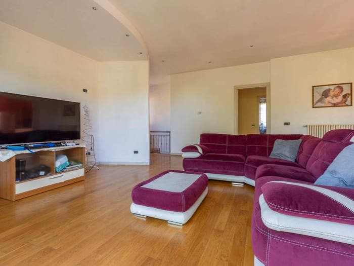 Casa trilocale in vendita in Via Gianmaria Cornaggia Medici, Mozzate