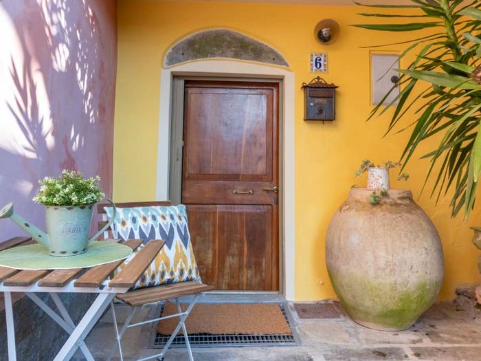 Appartamento quadrilocale in vendita in Via Corvara, Beverino