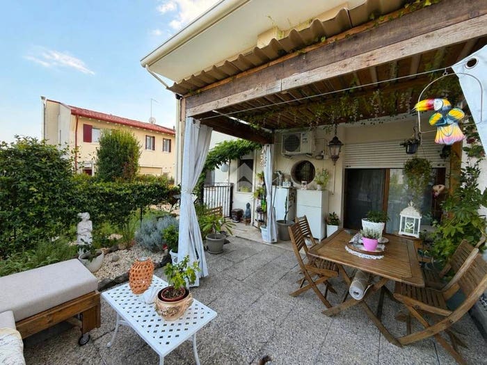 Appartamento bilocale in vendita in Via Cattaneo, Ponzano, Ponzano Veneto