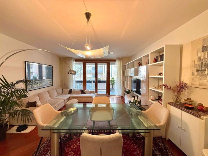 Appartamento con 6 locali in vendita in via Del Parco, Oltrisarco Aslago, Bolzano