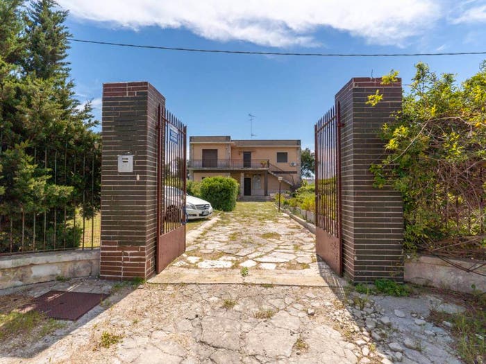 Casa con 5 locali in vendita in Via Camaiore, San Cataldo, Lecce