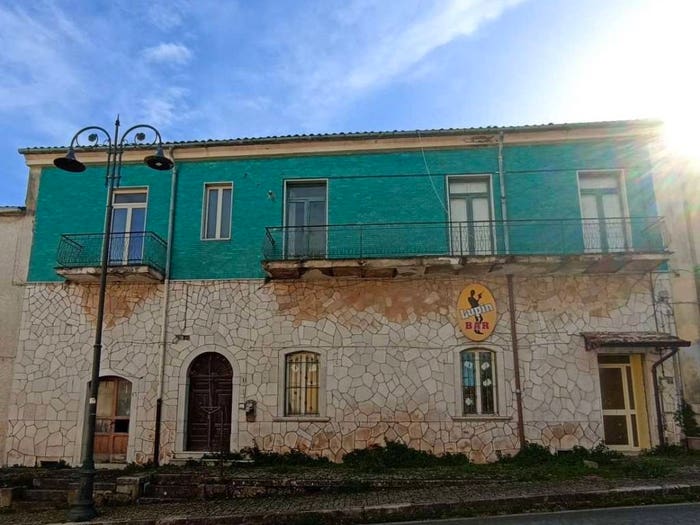 Appartamento con 6 locali in vendita in Via roma frazione dentecane, Dentecane, Pietradefusi