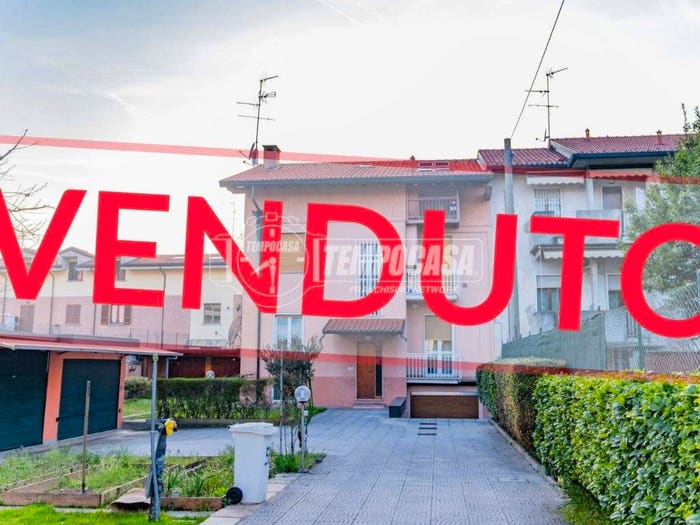 Appartamento trilocale in vendita in Via Campo dei Fiori, Novate Milanese