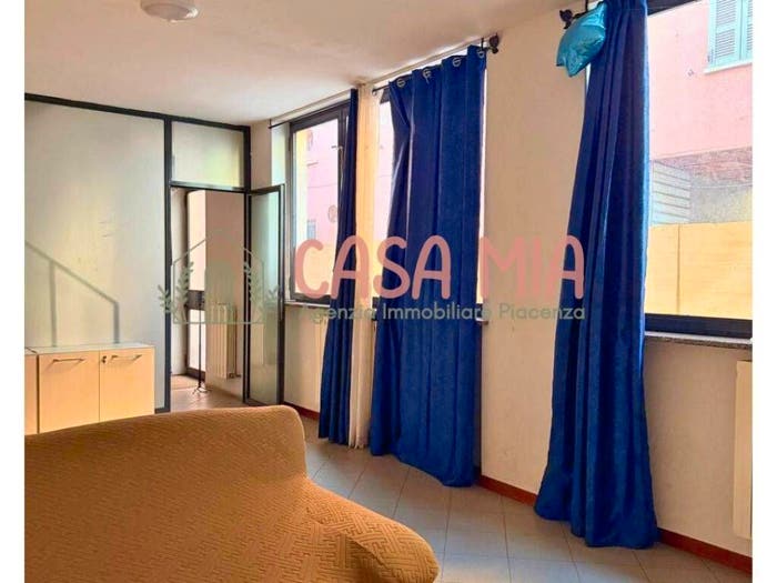 Casa trilocale in vendita in Via Andrea Costa, Centro, Castel San Giovanni