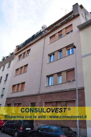Appartamento trilocale in vendita in Via Carlo Morbio, Sacro Cuore, Novara