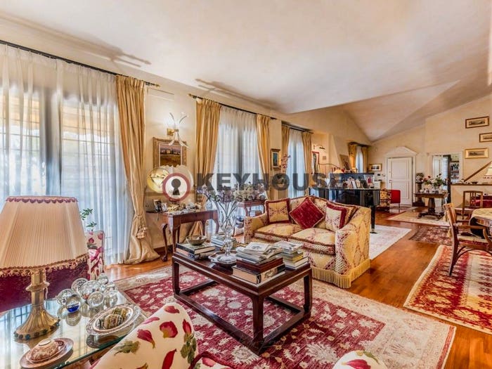 Casa con 6 locali in vendita in Via Marilyn Monroe, Vallerano, Roma