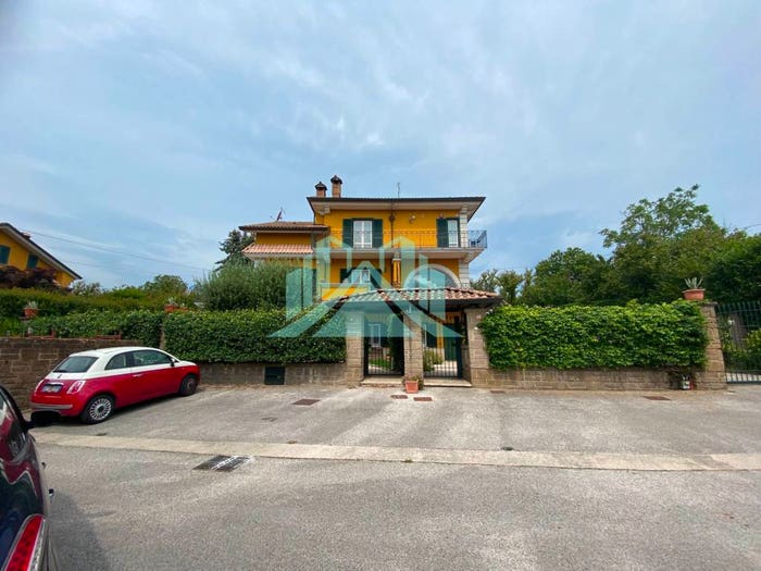 Casa con 6 locali in vendita in contrada nove soldi, Atripalda