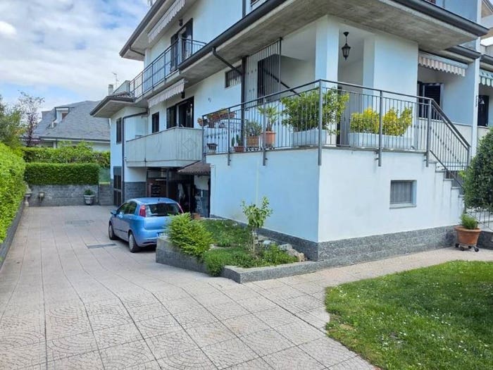 Appartamento bilocale in vendita in Via Melozzo da Forlí, Mombretto, Mediglia