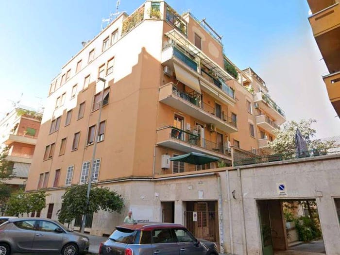 Appartamento quadrilocale in vendita in via Berengario, Bologna, Roma