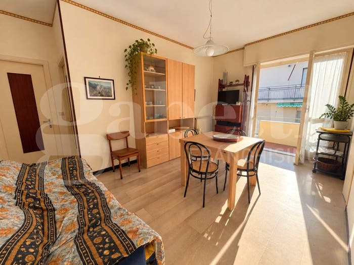 Appartamento bilocale in vendita in Via San Domenico, Centro, Pietra Ligure