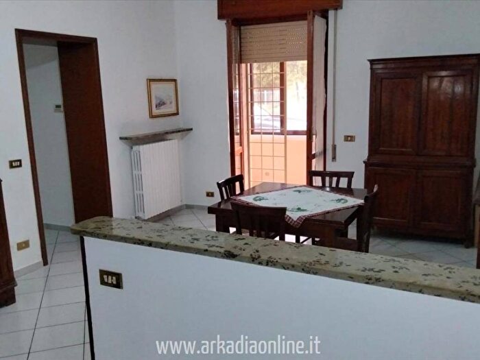 Appartamento trilocale in vendita in Zona, Piacenza