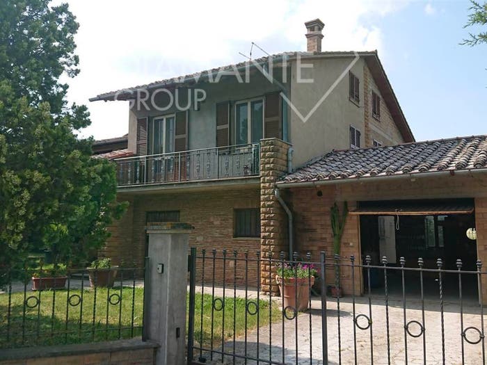 Casa con 6 locali in vendita in Gioiella, Castiglione del Lago