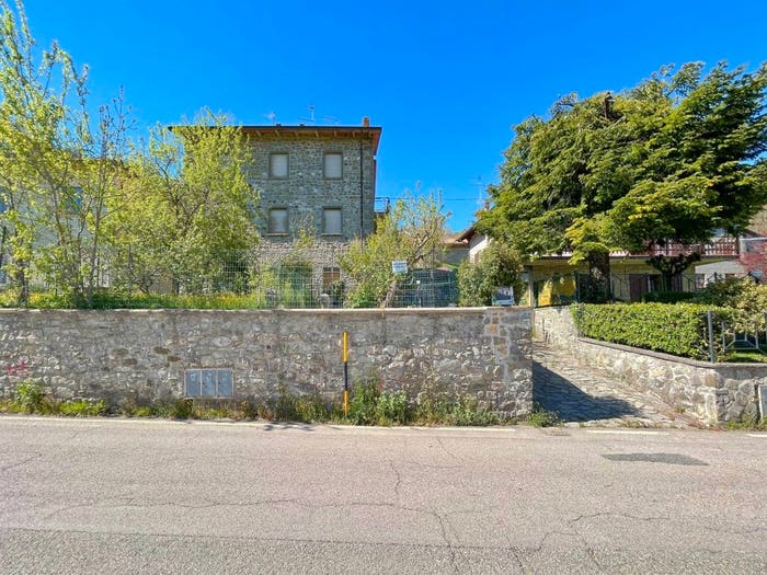 Appartamento con 5 locali in vendita in Viale Michelangelo, Centro, Chiusi della Verna
