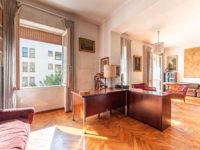 Appartamento con 5 locali in vendita in Via Famiano Nardini, Bologna, Roma