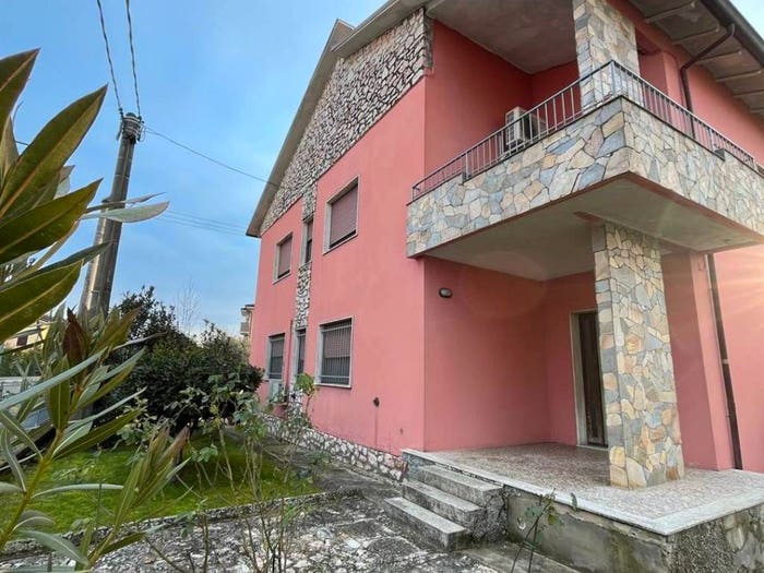 Casa con 6 locali in vendita in Bondeno, Gonzaga