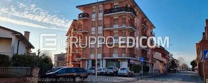 Appartamento quadrilocale in vendita in Via Monte Grappa, Casoni, Resana