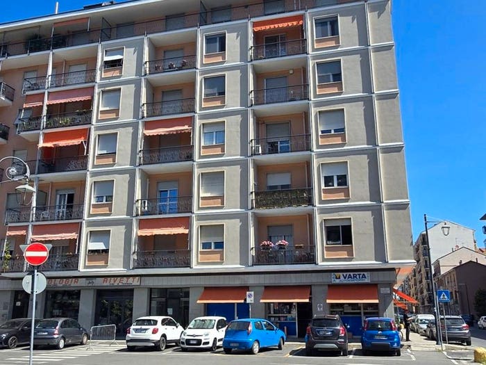 Appartamento con 6 locali in vendita in Via giovanni amendola, Centro, Acqui Terme