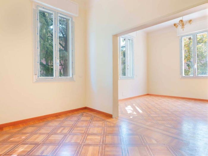 Appartamento con 5 locali in vendita in Via Loderingo degli Andalò, Castiglione Tribunale, Bologna