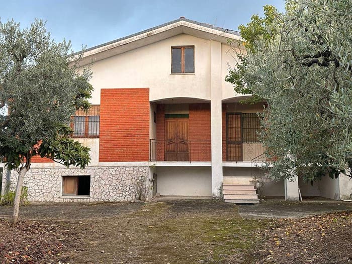 Casa con 5 locali in vendita in Bardella, Ortona