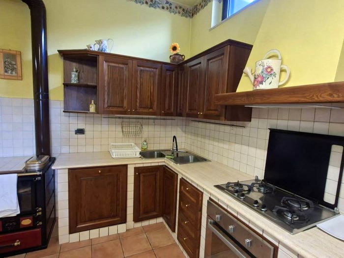Appartamento con 6 locali in vendita in Via Carpignana, Ascoli Piceno