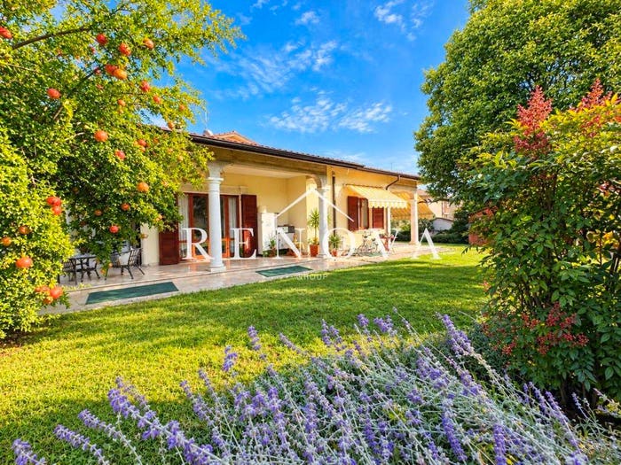 Casa con 6 locali in vendita in Via Roma, Cavajon Veronese, Cavaion Veronese