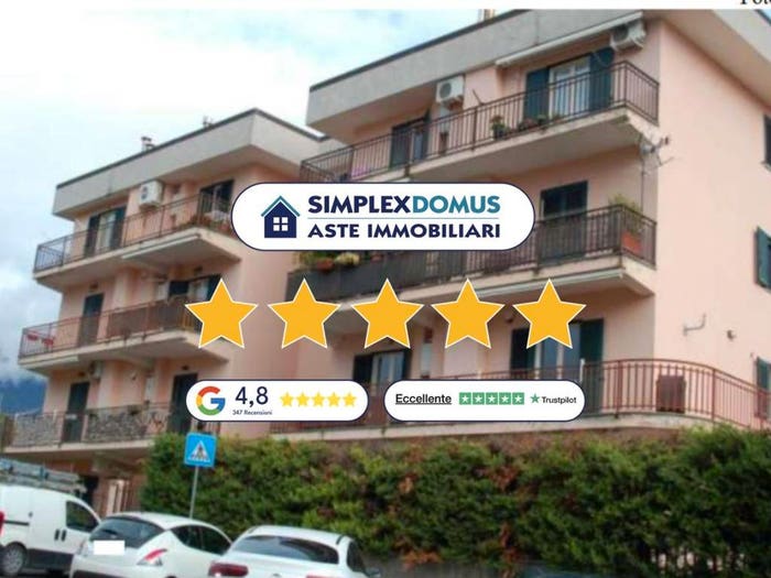 Appartamento con 6 locali in vendita in Via dei Gelsi, Centro, Castrovillari