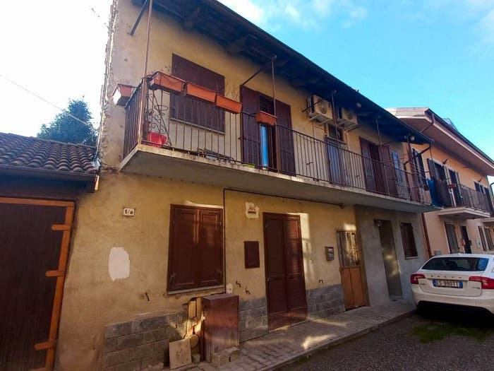 Casa trilocale in vendita in Via Carlo Emanuele I, Bruzolo