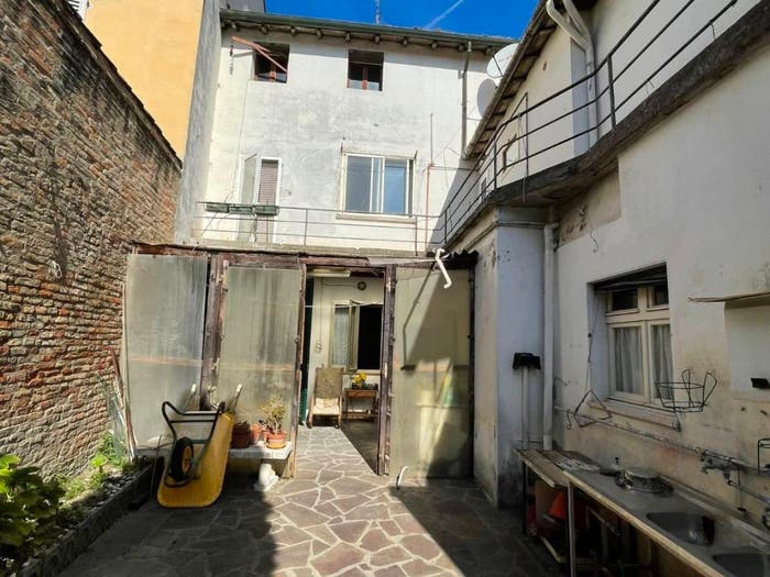 Casa con 6 locali in vendita in Centro, Bagnacavallo