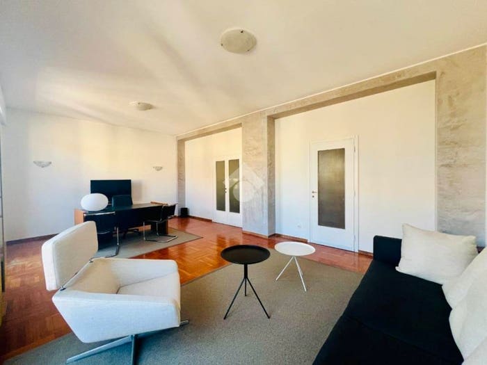Appartamento quadrilocale in vendita in Via Bellalancia, Centro, Mantova