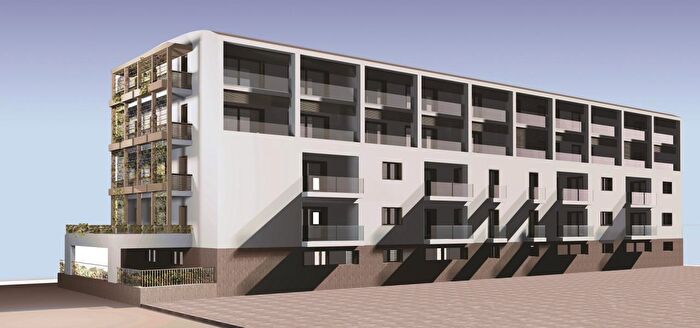 Appartamento quadrilocale in vendita in Via Argine Sinistro Calopinace, Reggio Calabria