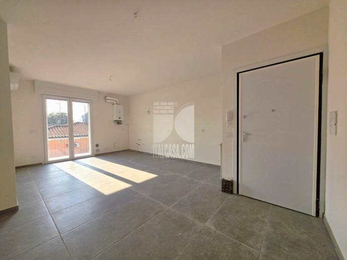 Appartamento trilocale in vendita in Via Pisacane, Eremo, Curtatone