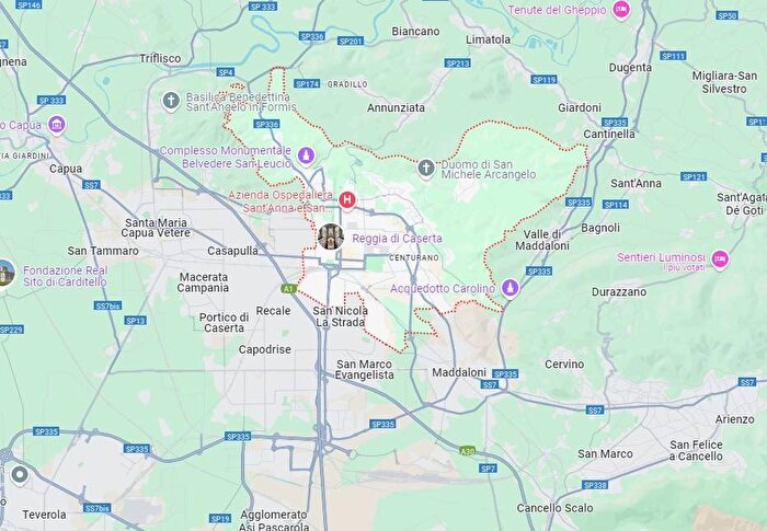 Appartamento trilocale in vendita in Via Montale, Lincoln, Caserta