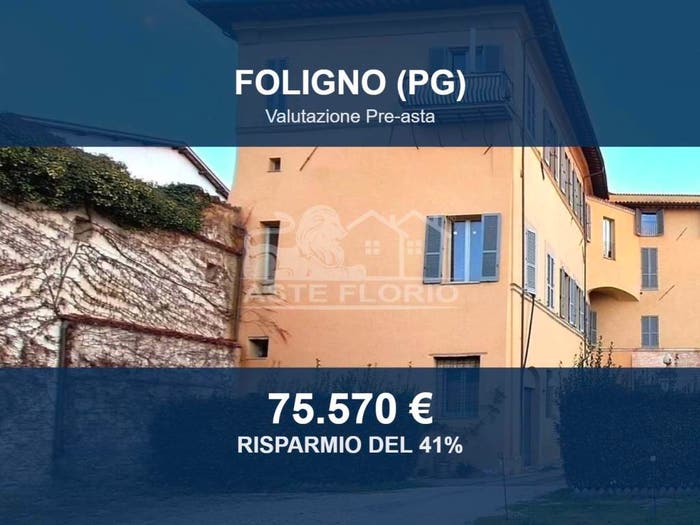 Appartamento bilocale in vendita in Via Antonio Gramsci, Centro Storico, Foligno