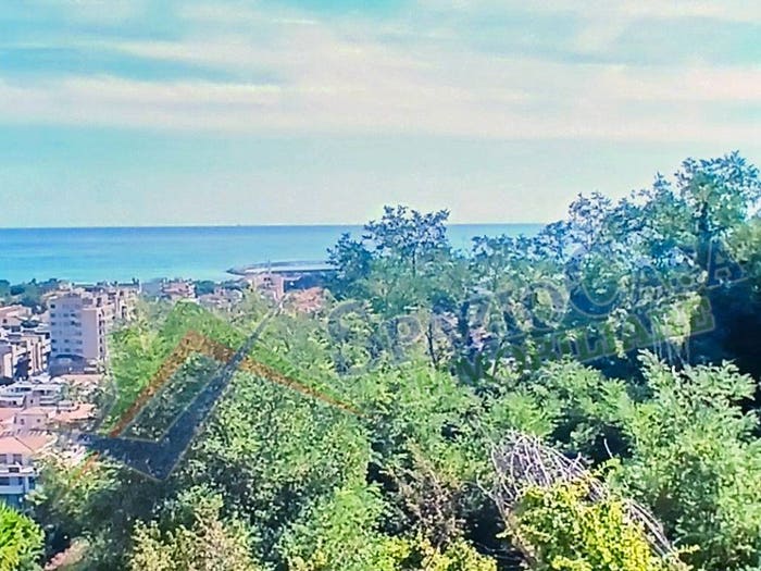Appartamento con 5 locali in vendita in Via Antonio Gramsci, Centro, Giulianova