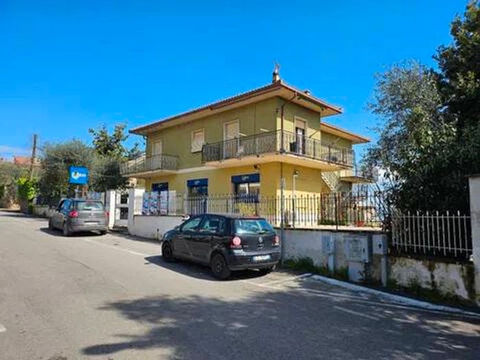 Casa con 6 locali in vendita in Via A Ligabue, Centro, Fabrica di Roma
