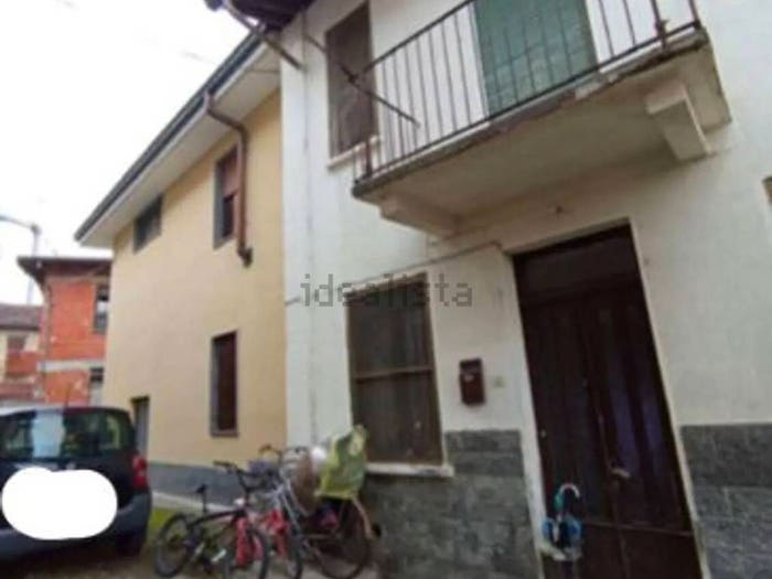 Casa bilocale in vendita in Via Roma, Cerano