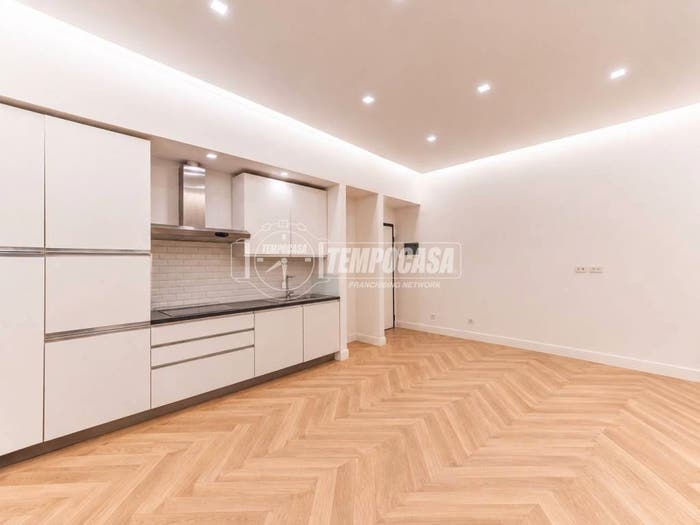 Appartamento bilocale in vendita in Via Monte Zebio, Mazzini Delle Vittorie, Roma