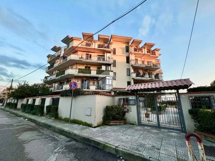 Appartamento trilocale in vendita in Via Piave, Acerra