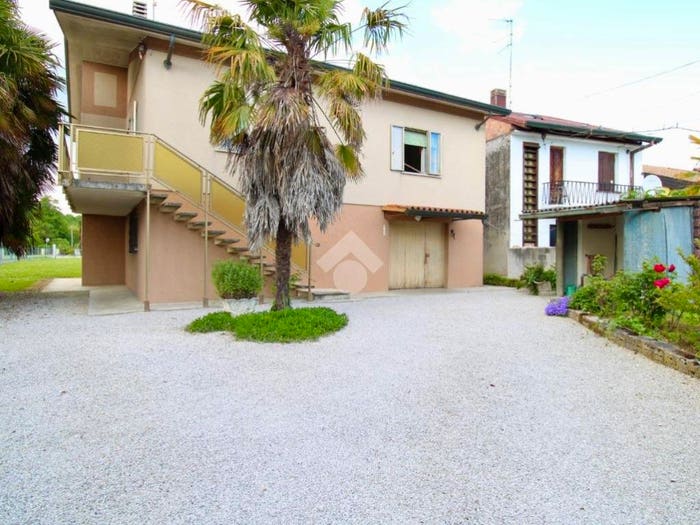 Casa trilocale in vendita in Via Aldo Moro, Corgnolo, Porpetto