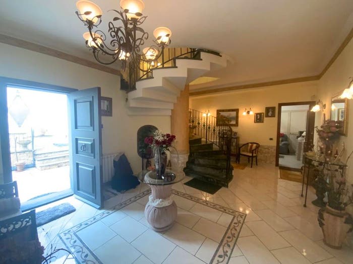 Casa con 6 locali in vendita in Via Amenano, Misterbianco