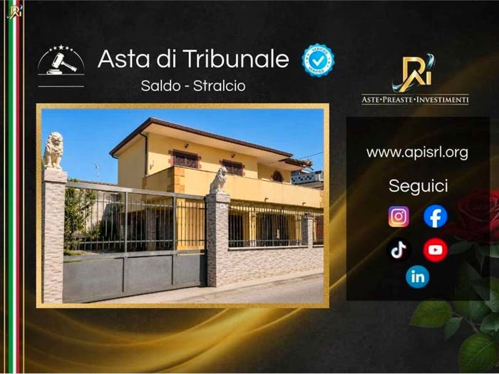 Casa quadrilocale in vendita in Viale D'Orta, Bagnara Destra Volturno, Castel Volturno