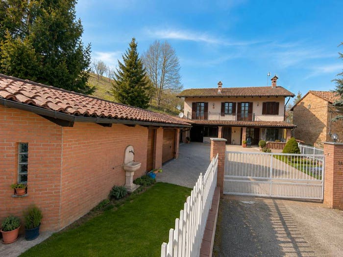 Casa con 6 locali in vendita in SP, Canale