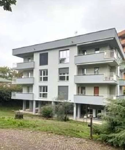 Appartamento quadrilocale in vendita in Via MOLISE, San Giuseppe, Monza