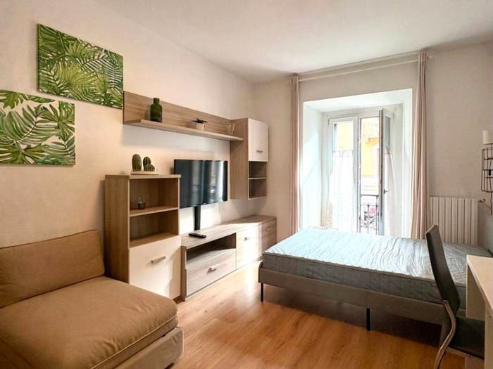 Appartamento bilocale in affitto in Corso Cristoforo Colombo, Navigli Darsena, Milano