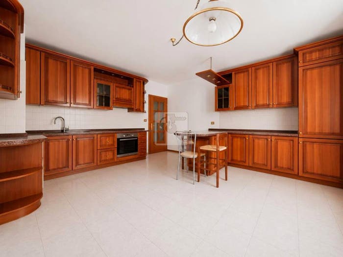 Appartamento quadrilocale in vendita in Via Roma, Centro, Mori