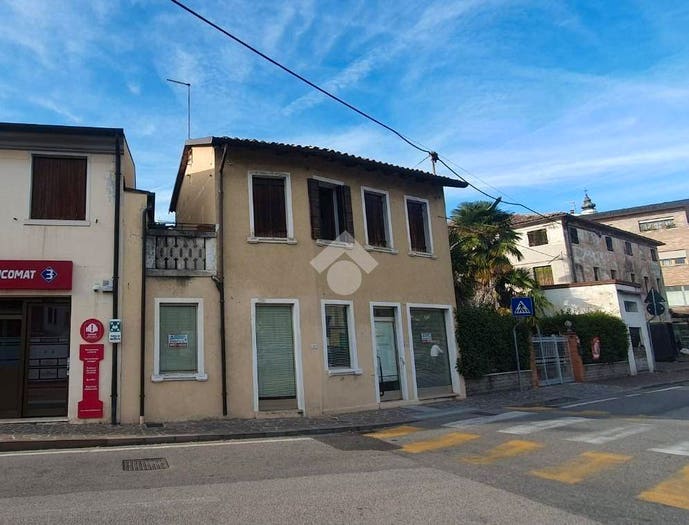 Appartamento bilocale in vendita in Via Nazionale, Centro, Spresiano