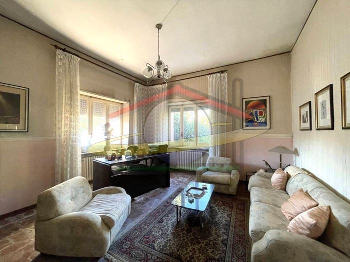 Appartamento quadrilocale in vendita in Via Borgo Angizia, Centro, Avezzano