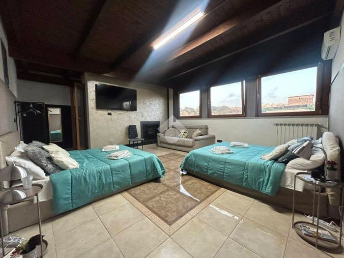 Appartamento trilocale in vendita in Via Don Giovanni Bosco, Arenaccia, Napoli