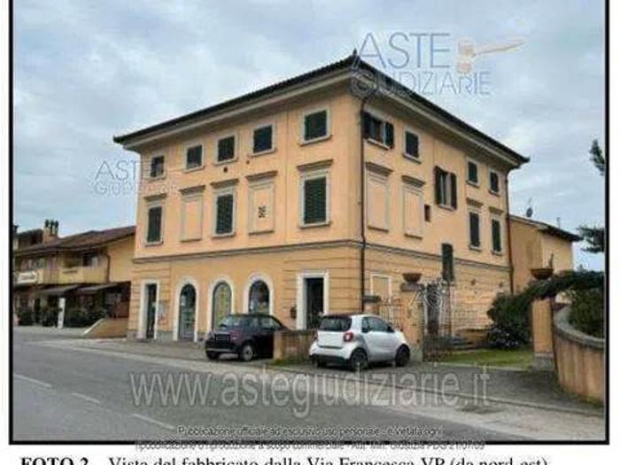 Appartamento trilocale in vendita in Via Francesca Vergine Dei Pini No Number, Centro, Monsummano Terme