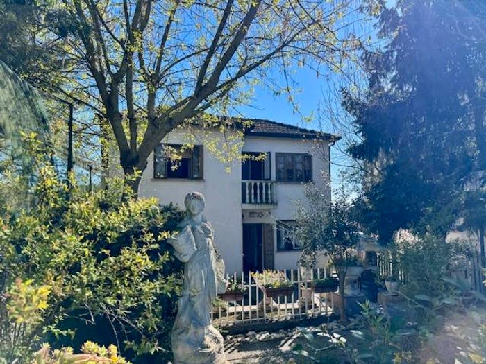 Casa trilocale in vendita in Centro, Castelguglielmo